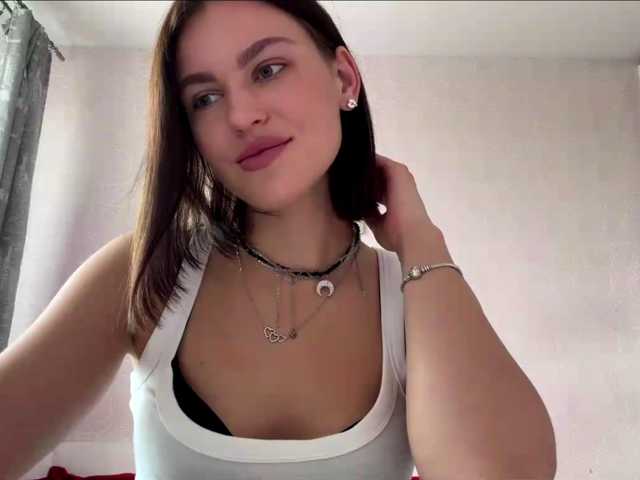 IsisYarrell live cam on BongaCams
