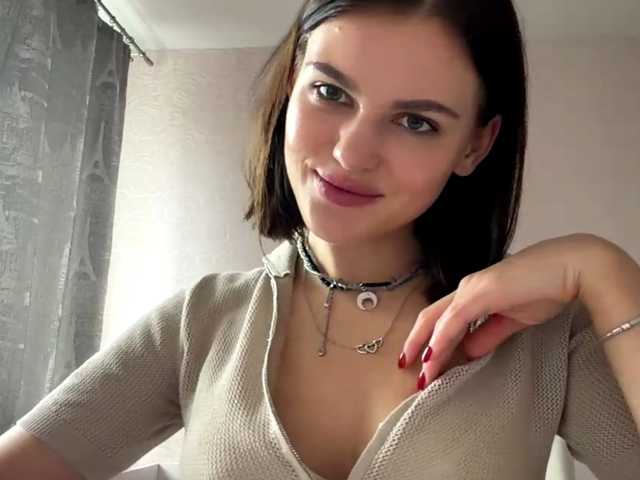 IsisYarrell live cam on BongaCams