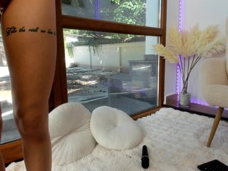 Ilariea-Girl