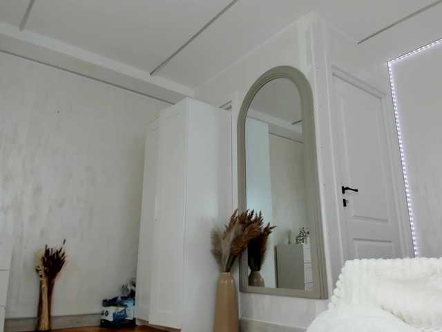 ilariea-girl live cam on BongaCams