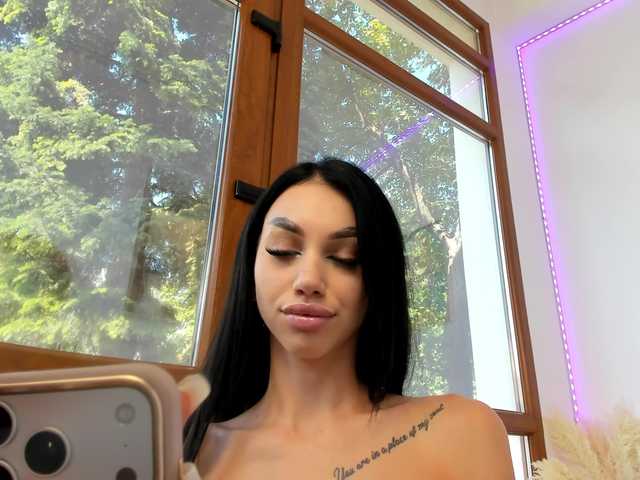 Ilariea-Girl