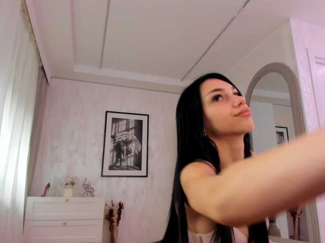 ilariea-girl live cam on BongaCams