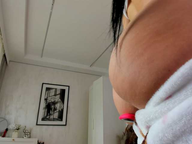 Ilariea-Girl