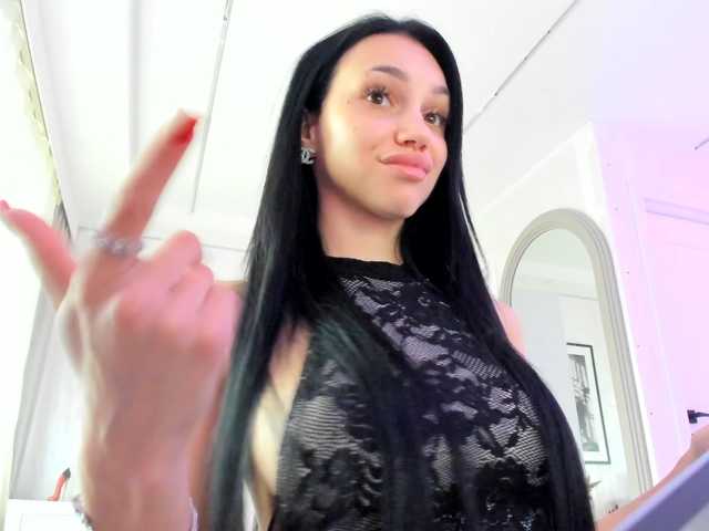 ilariea-girl live cam on BongaCams