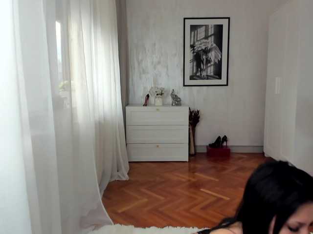 ilariea-girl live cam on BongaCams