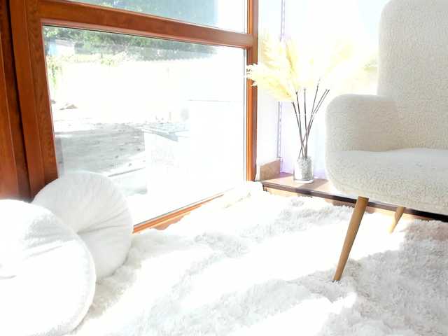 Ilariea-Girl