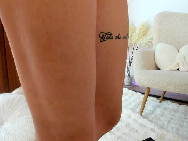 ilariea-girl live cam on BongaCams