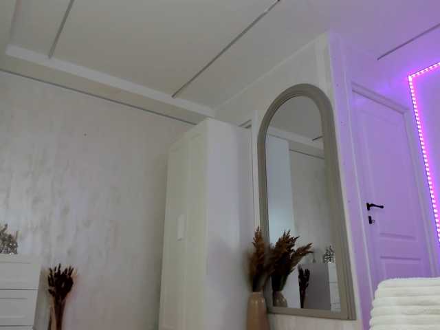 ilariea-girl live cam on BongaCams