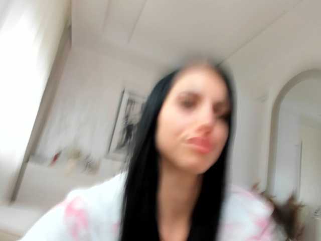 ilariea-girl live cam on BongaCams
