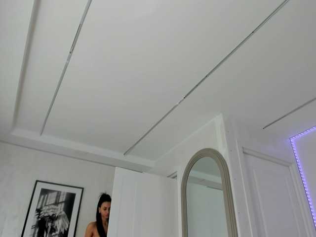 Ilariea-Girl