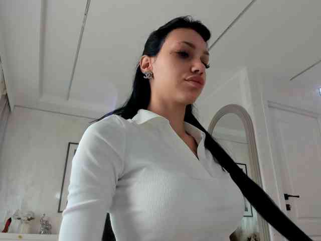 Ilariea-Girl