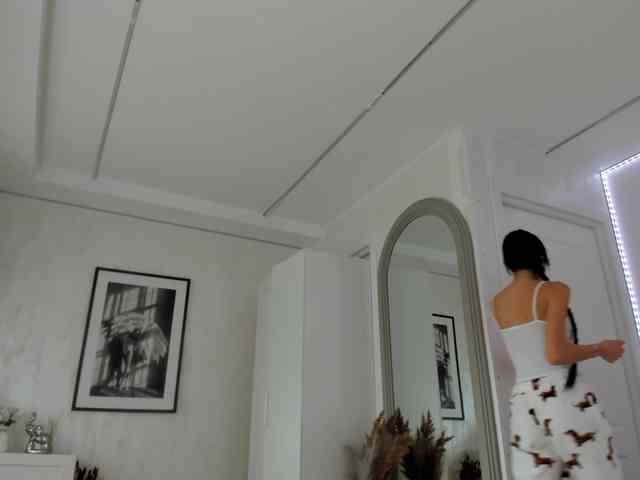 Ilariea-Girl
