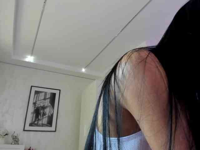 Ilariea-Girl