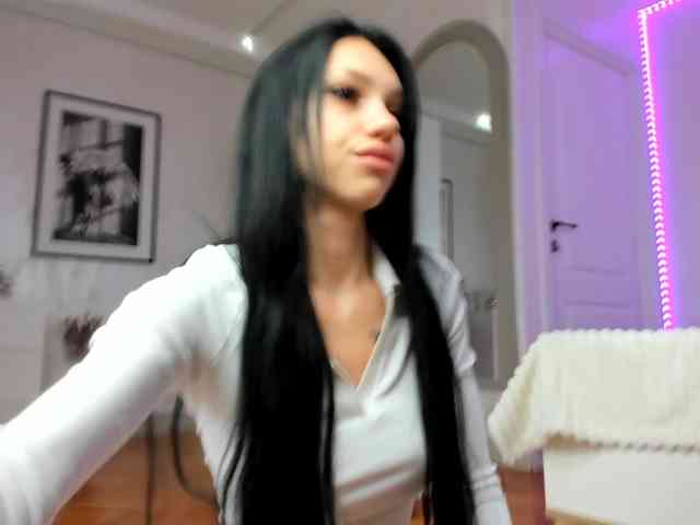 Ilariea-Girl