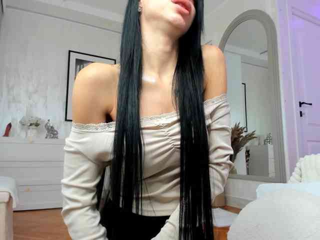 Ilariea-Girl