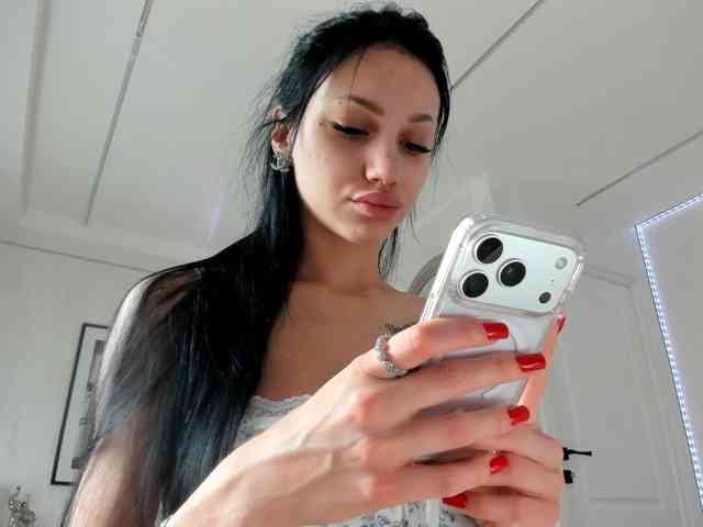 Ilariea-Girl