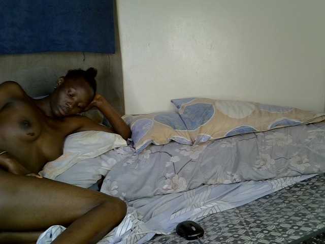 Sexycutties live cam on BongaCams
