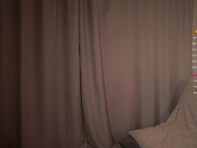 miacelestiall live cam on BongaCams