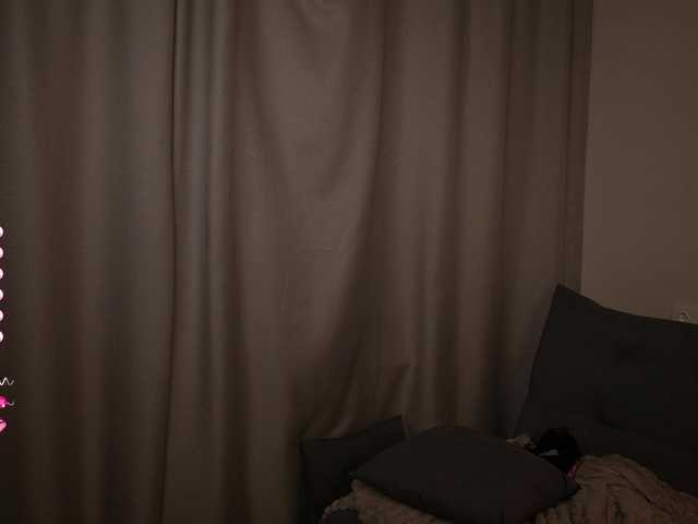 miacelestiall live cam on BongaCams