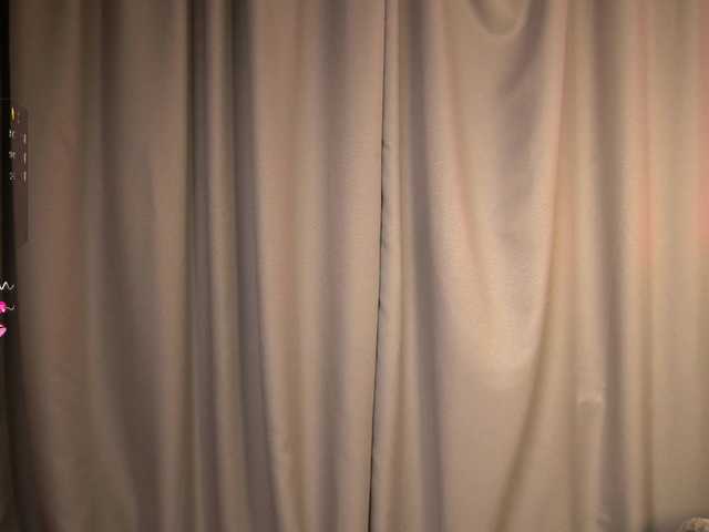 miacelestiall live cam on BongaCams