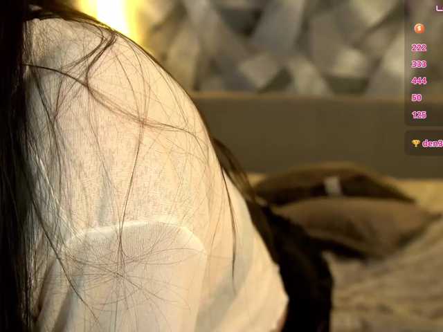 miacelestiall live cam on BongaCams