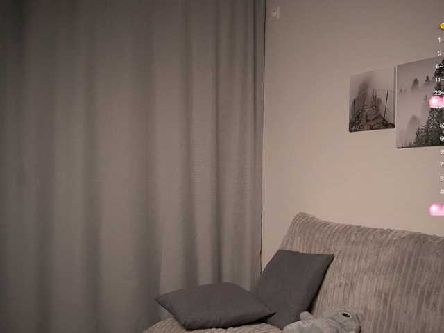 miacelestiall live cam on BongaCams