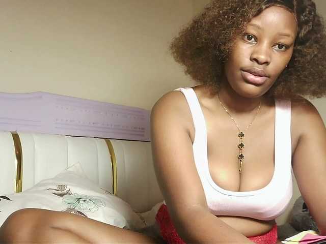 Hot-sexxxy-bitch live cam on BongaCams
