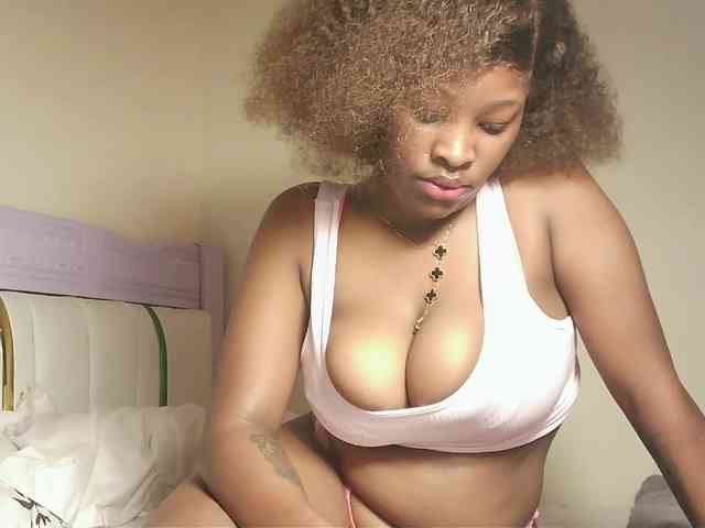 Hot-sexxxy-bitch webcam