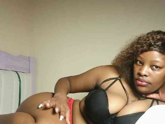 Hot-sexxxy-bitch webcam