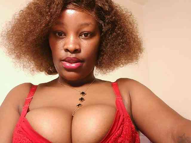 Hot-sexxxy-bitch webcam