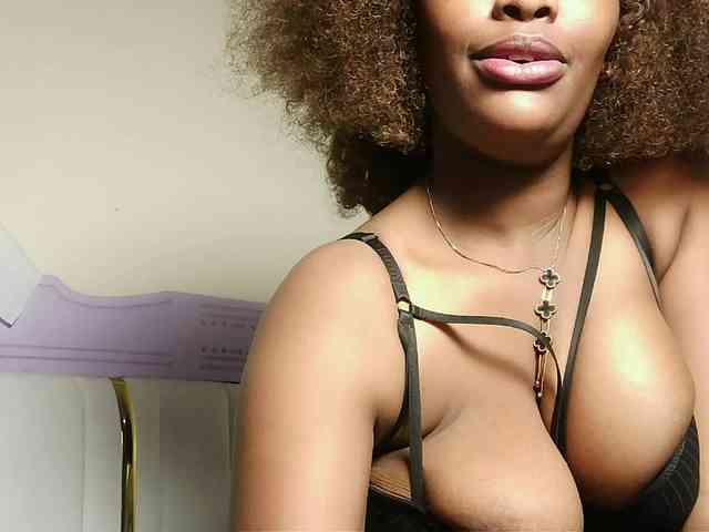 Hot-sexxxy-bitch