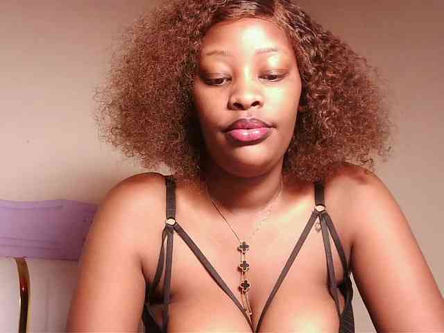 Hot-sexxxy-bitch Hot-sexxxy-bitch