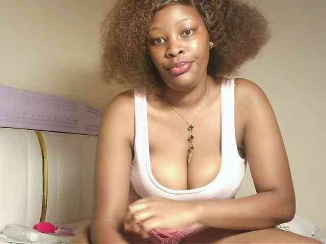 Hot-sexxxy-bitch webcam