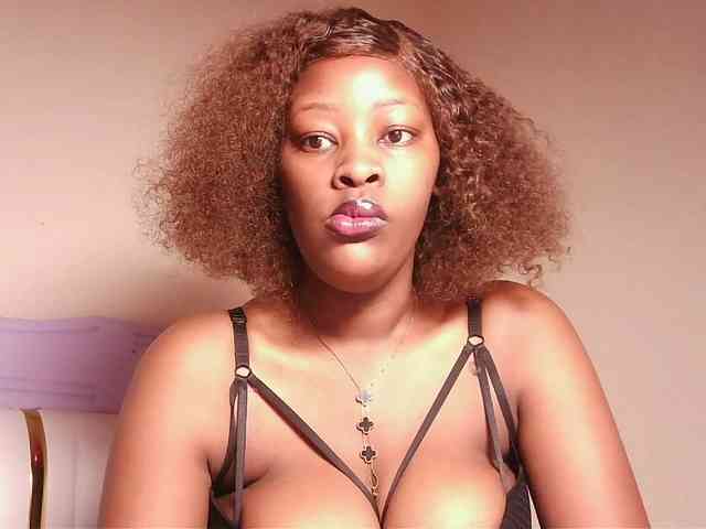 Hot-sexxxy-bitch webcam