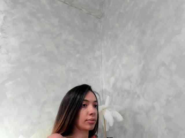 Laylakristal webcam