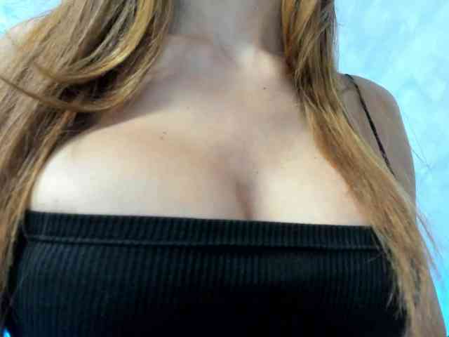 Laylakristal webcam