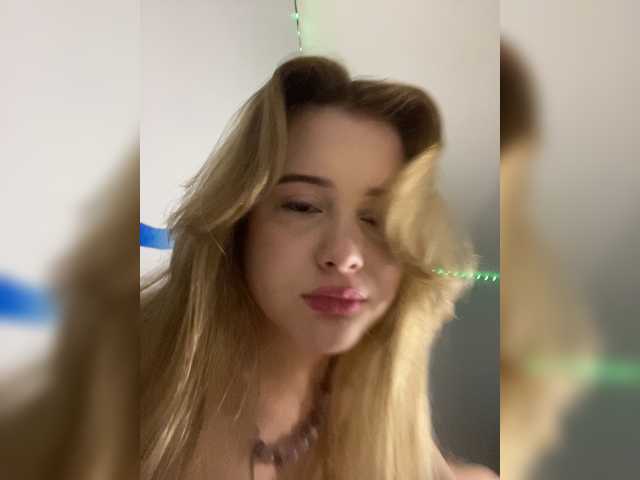 Nikammmm live cam on BongaCams