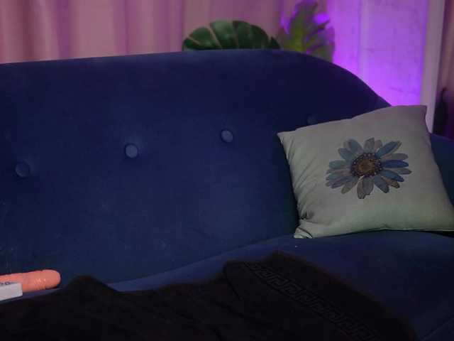 le modèle SoniaCoral est en webcam porno dans un show sur le site bongacams, il possède les tags suivants: White/Caucasian,Brunette,Shaved