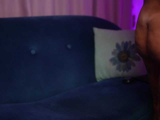 SoniaCoral live cam on BongaCams