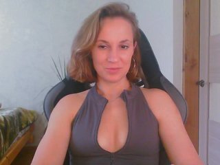 CristaQ Porn Show