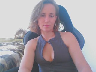 CristaQ Porn Show