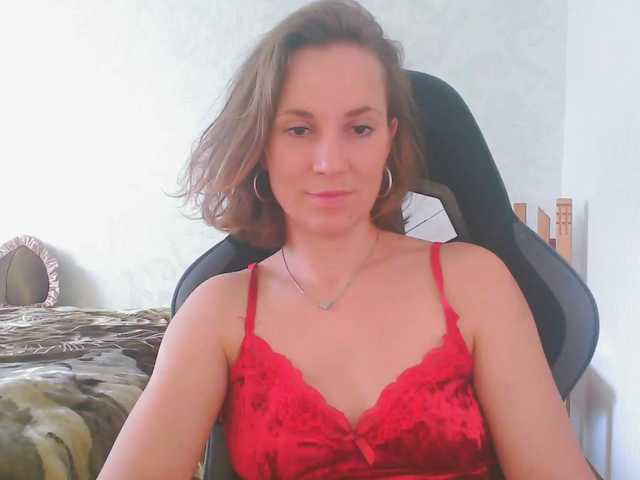 Aloonaa live cam on BongaCams