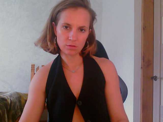 Aloonaa live cam on BongaCams