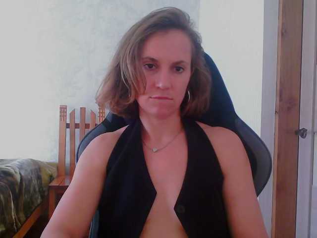 Aloonaa live cam on BongaCams