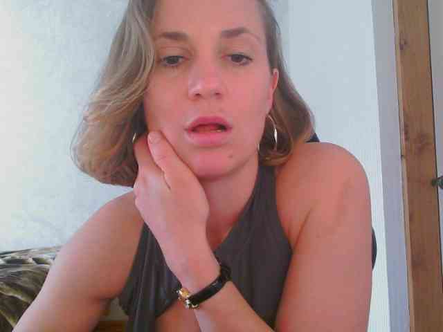 CristaQ webcam