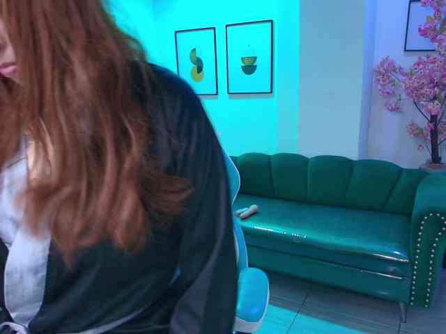 Aura-dolly webcam