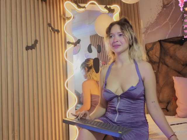 Sofiapalmer-tay live cam on BongaCams