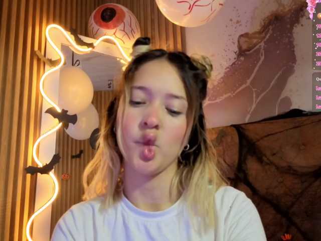 Sofiapalmer-tay