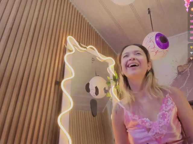 Sofiapalmer-tay live cam on BongaCams