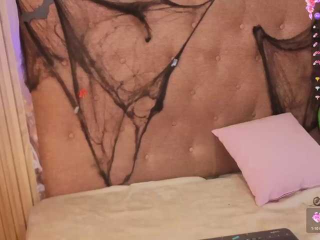Sofiapalmer-tay live cam on BongaCams